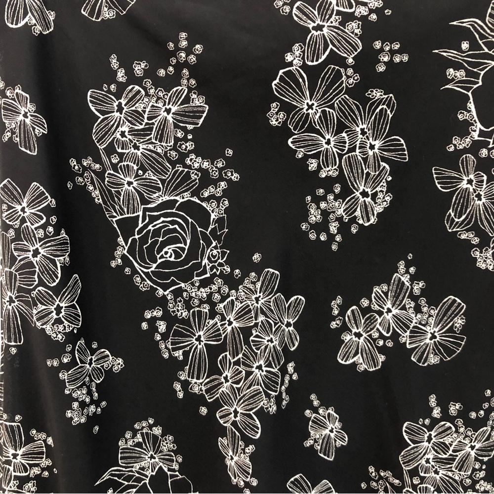 H&M lined floral women’s skirt - Picture 3 of 8